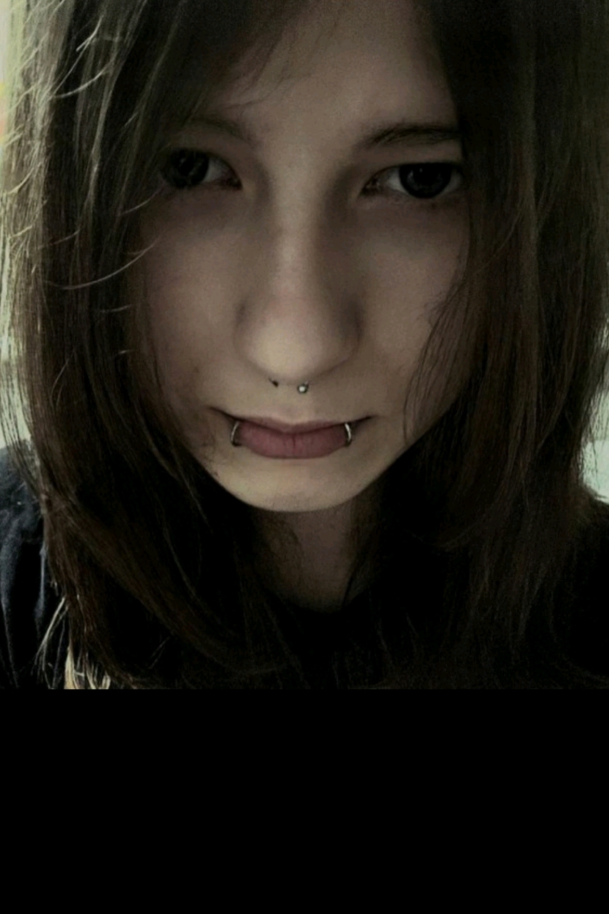 @1221995727391006721